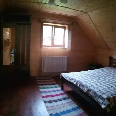 Котедж Біля Річки Kelechin Exterior photo