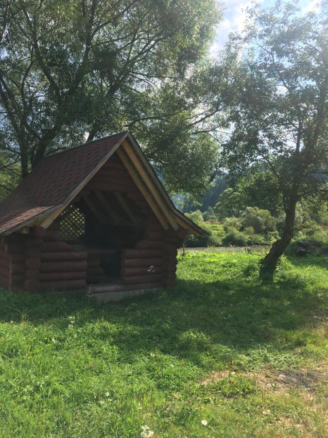 Apartment біля річки